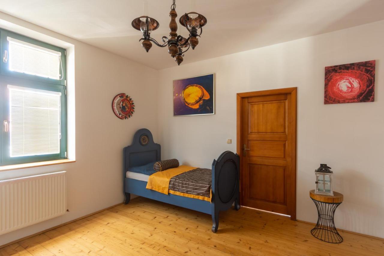 Apartment Sirius F In Center Of Cb Ceske Budejovice Exteriör bild